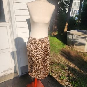 Anne Klein 100% Silk Leopard Trench and skirt Sz 4